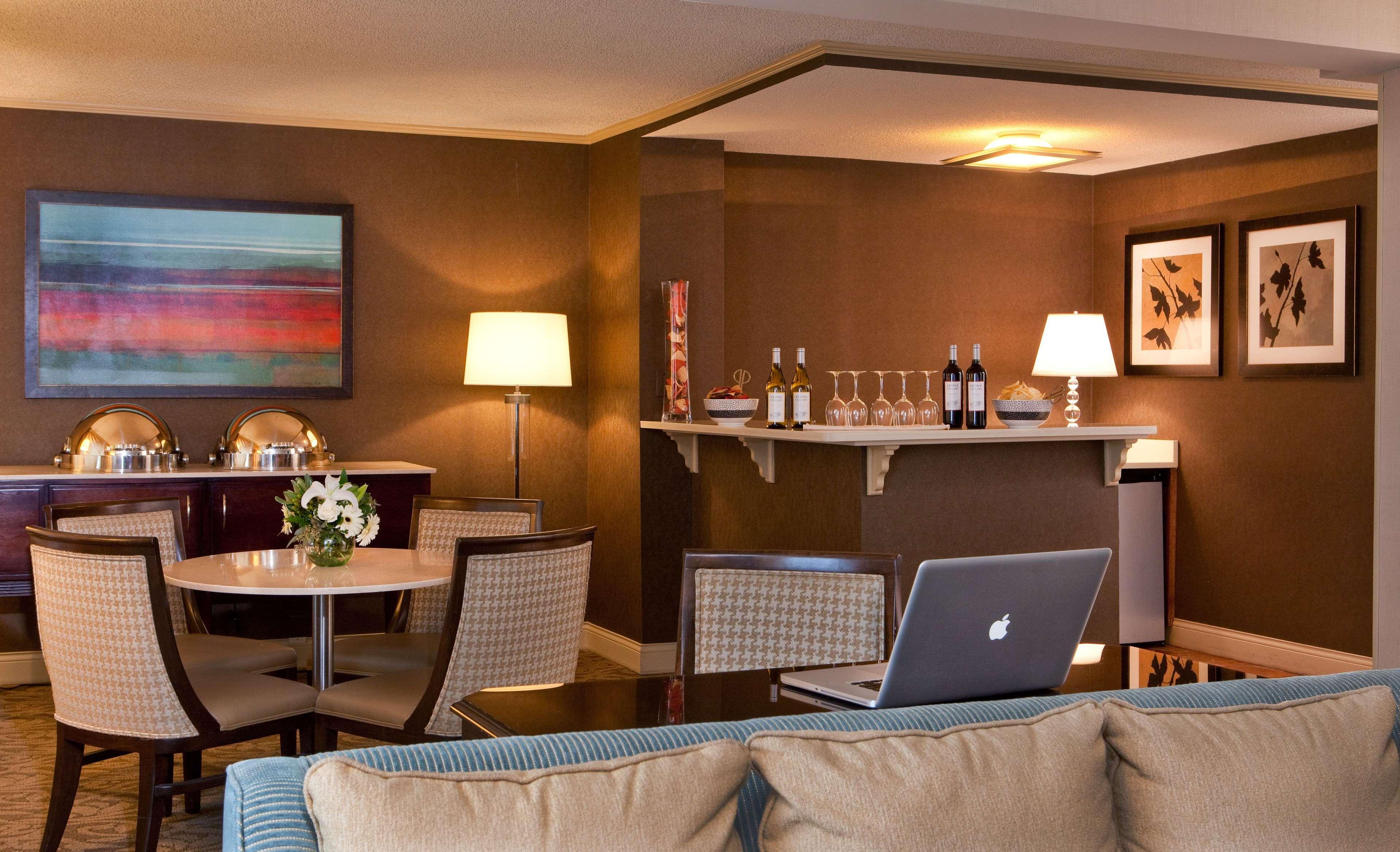 Sonesta Atlanta Airport North Hotel College Park Exterior photo