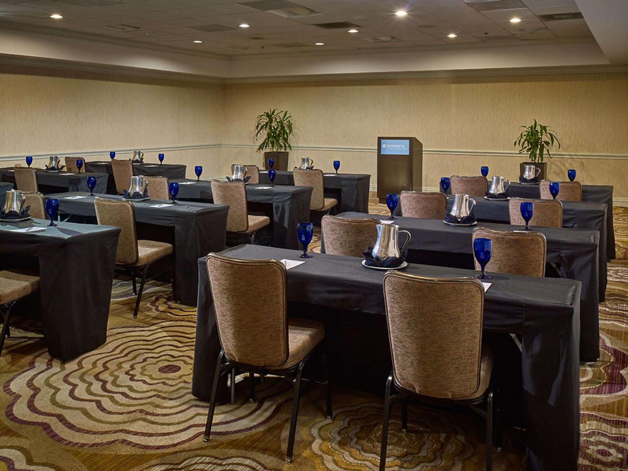 Sonesta Atlanta Airport North Hotel College Park Exterior photo