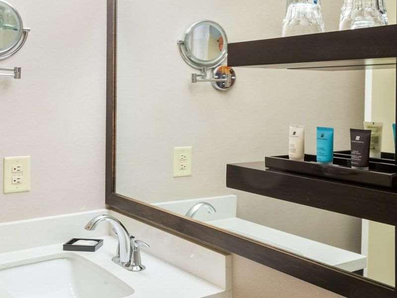 Sonesta Atlanta Airport North Hotel College Park Room photo